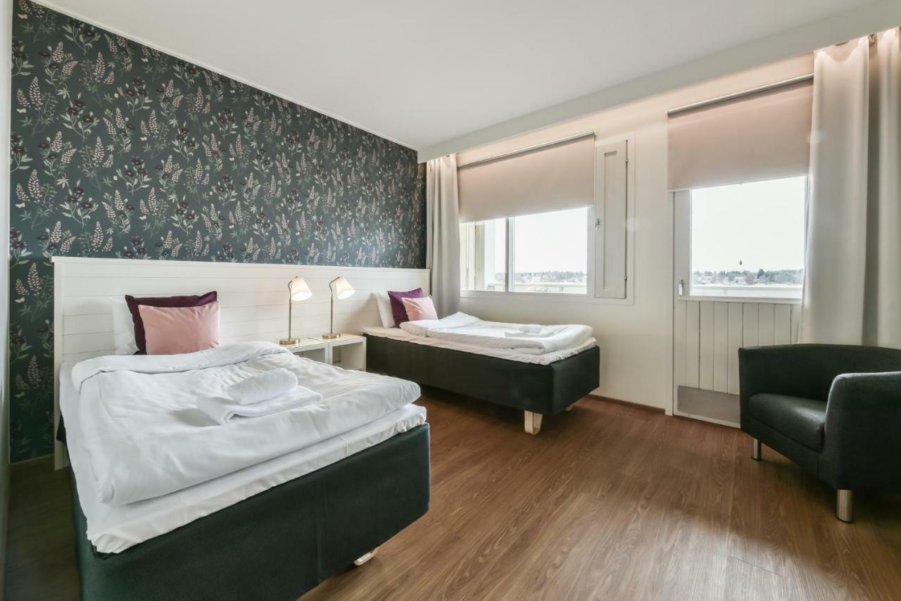 Hotel Sea Front Raseborg Exterior photo